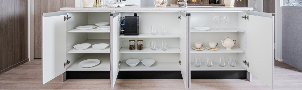 カウンター下部収納